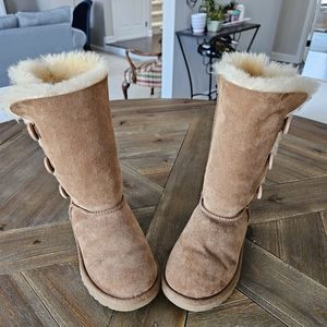 Ugg Kid's Bailey Button Fawn Tall Boot, Size 1